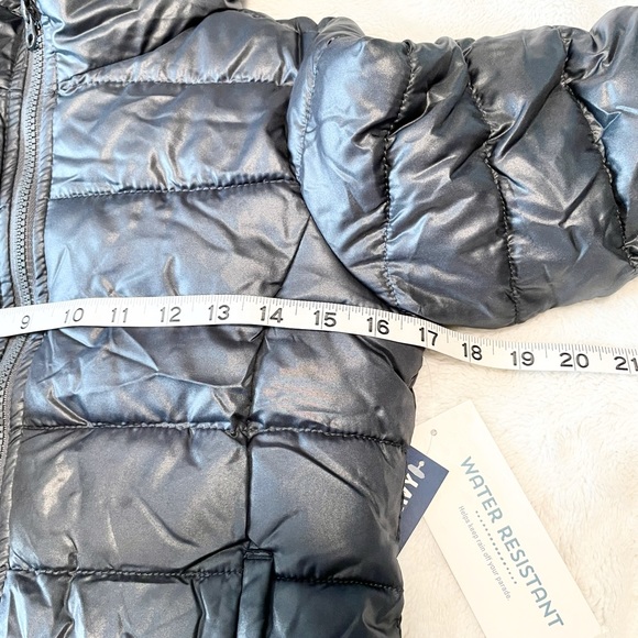 New Girl’s Old Navy Hooded Frost Free Puffer Jacket Size M/8 - Picture 12 of 12